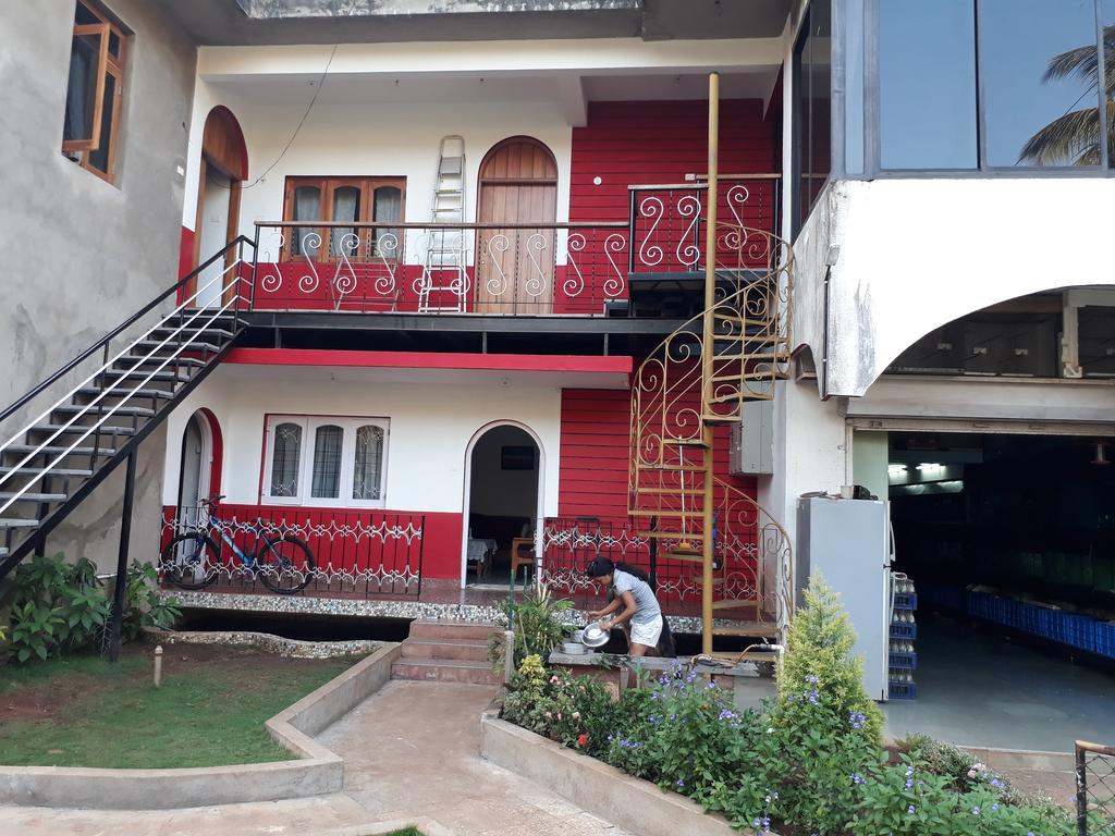 Bis-lin * Panaji